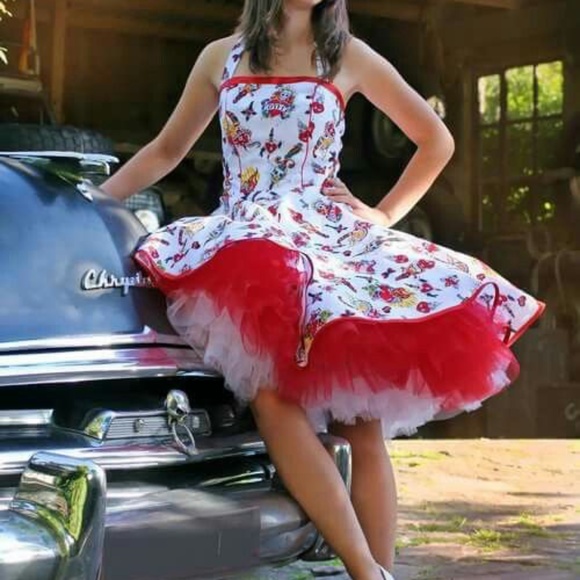 WHITE  WEDDING Bridal Petticoat Tulle/Crinoline petty coat. 30" to 40" waist. - Picture 7 of 8